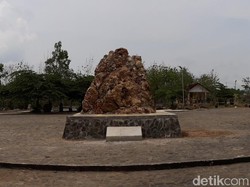 Sudah Tahu? Gunungkidul Punya Taman Batu yang Unik