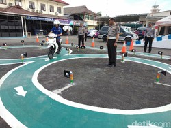 Alasan Marcell Minta MK Larang yang Belajar Nyetir Sendiri Dapat SIM