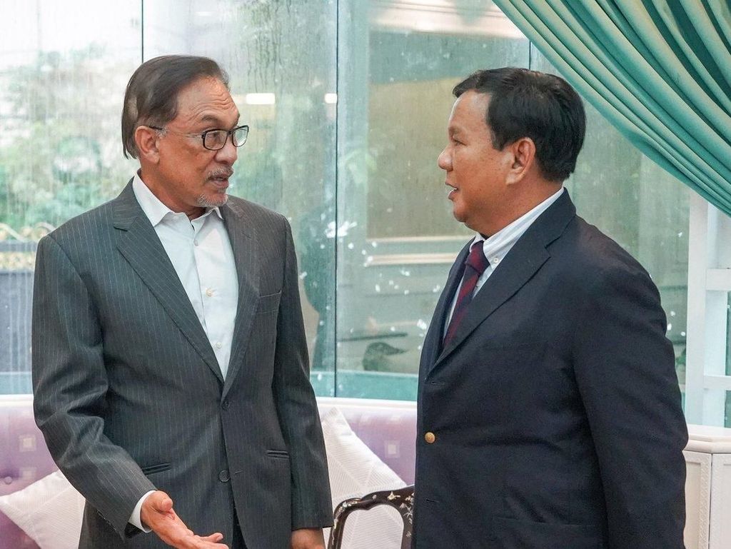 Bertemu, Anwar Ibrahim Sebut Prabowo Sahabat Lama Bertemu, Anwar Ibrahim Sebut Prabowo Sahabat Lama