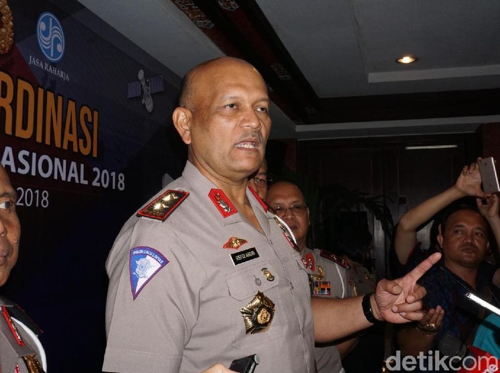 Kakorlantas Targetkan E-Samsat Berlaku Se-Indonesia Tahun Depan Kakorlantas Targetkan E-Samsat Berlaku Se-Indonesia Tahun Depan
