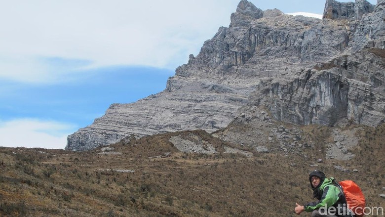 Melihat es abadi dari New Zealand Pass (Afif Farhan/detikTravel)