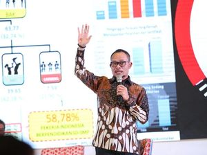Menaker Hanif Siapkan Tiga Strategi Transformasi Bagi Industri