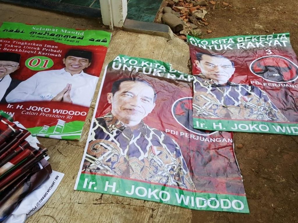 Usai Raja Jokowi, Timses Temukan Atribut Kampanye Dipasang di Masjid
