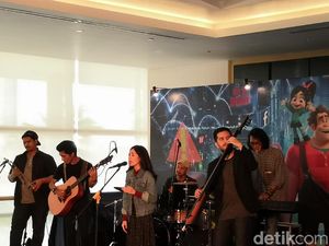 Kolaborasi Bareng Disney Indonesia, Payung Teduh Rilis Sebuah Lagu Kolaborasi Bareng Disney Indonesia, Payung Teduh Rilis Sebuah Lagu