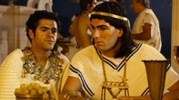 Eks bintang timnas Prancis Zinedine Zidane juga pernah turun beraksi di layar kaca saat jadi pemain pembantu dalam film Asterix dan Obelix. (Istimewa)