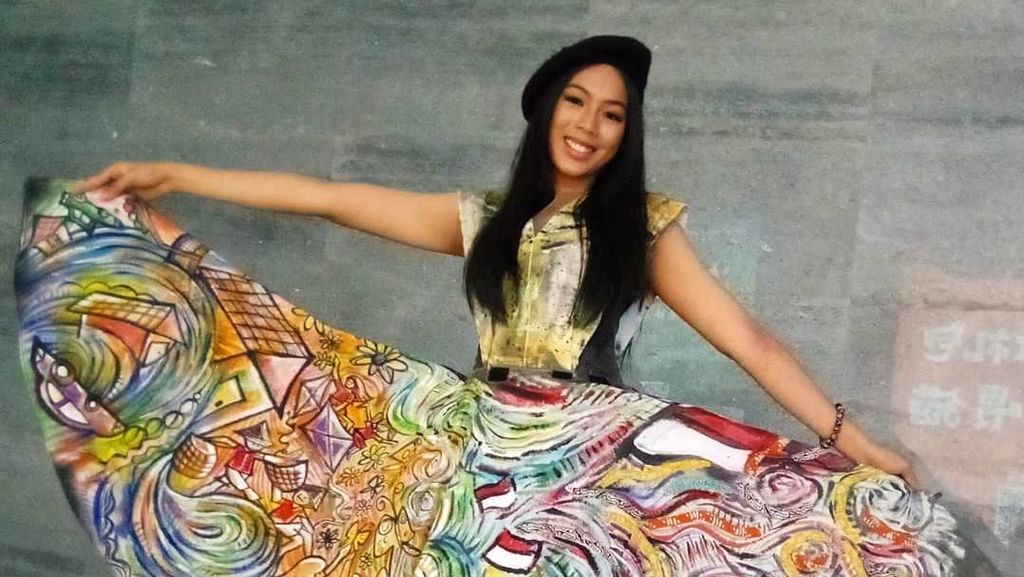 Gaya Alya, Wakil Indonesia di Miss World 2018 yang Pakai Gaun Buatan Sendiri