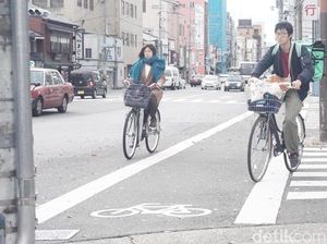 Gowes! Bukti Kalau Orang Jepang Hobi Banget Naik Sepeda