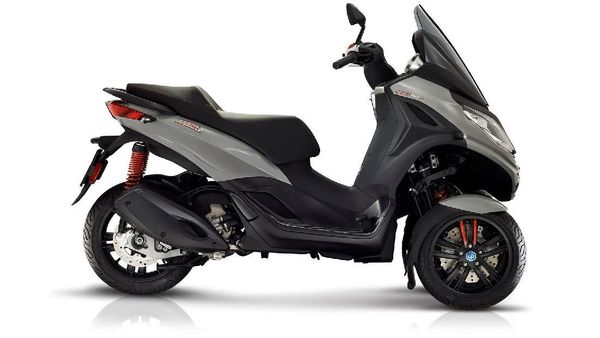 Desain Piaggio MP3 yang Kini Punya Sayap seperti Motor MotoGP