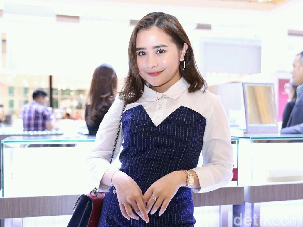 Punya Kebiasaan Olahraga Bikin Prilly Tetap Kurus Meski Doyan Makan Punya Kebiasaan Olahraga Bikin Prilly Tetap Kurus Meski Doyan Makan