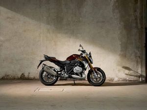 Motor Naked dan Touring 1.250 cc dari Jerman