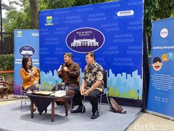 Pemkot Bandung Segera Terbitkan Perwal Larangan Kantong Plastik