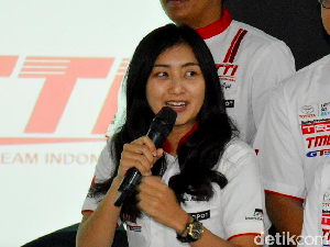 Pesan Ratu Drifting Indonesia, Jangan Bikin Alis Sambil Nyetir Ya Pesan Ratu Drifting Indonesia, Jangan Bikin Alis Sambil Nyetir Ya