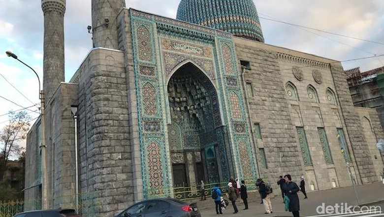 Masjid Sukarno atau Blue Mosque di Rusia (Elizabeth Elza/detikTravel)