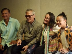 Kenang Mendiang Ibu, Tio Pakusadewo Gelar Pertunjukan Teater