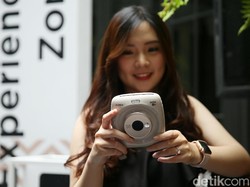 Fujifilm Luncurkan Instax SQ20 dengan 5 Fitur Unggulan
