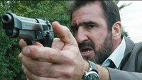 Eric Cantona tampil di beberapa film setelah debut di flim berjudul Elizabeth pada 1999. Mantan pemain Manchester United itu bahkan menjadi bintang utama untuk flim Looking for Eric di tahun 2009 (Istimewa)