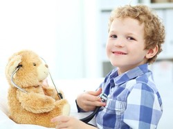 Anak Laki-laki Main Boneka dan Masak-masakan, Apa Dampaknya?