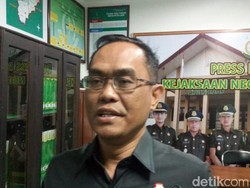 Kejari Ponorogo Tahan Tersangka Korupsi Benih Kedelai Rp 1,3 M