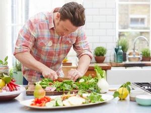 Ini 7 Hal yang Disembunyikan di Balik Acara Masak di TV Ini 7 Hal yang Disembunyikan di Balik Acara Masak di TV