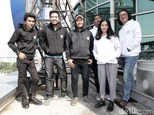 Mau Cover Lagu Payung Teduh, Boleh Nggak Sih?