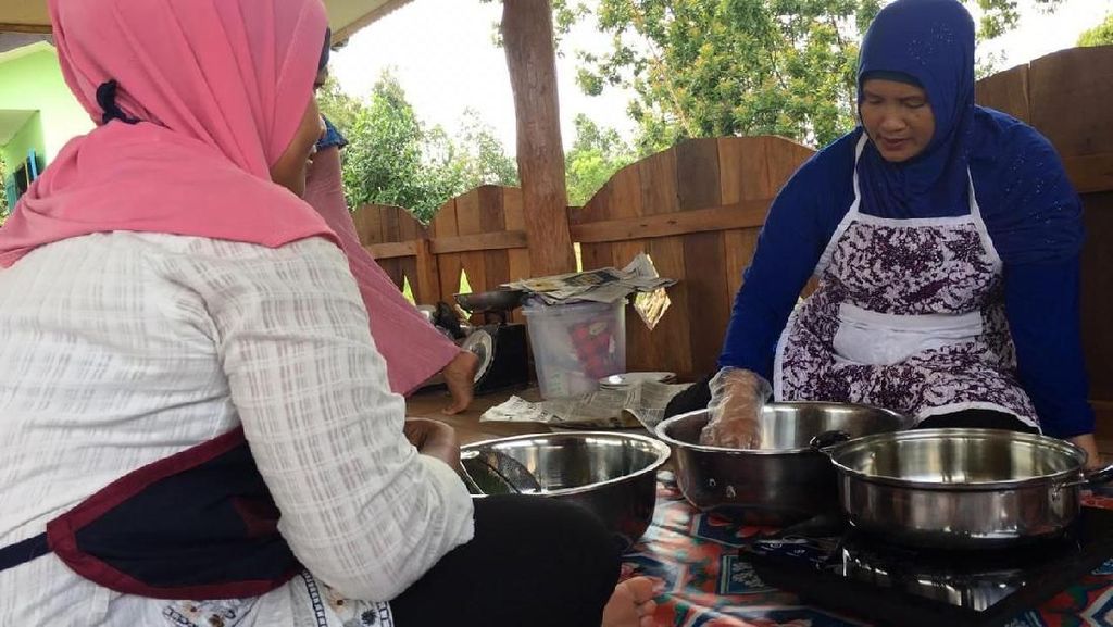 Listrik Non Stop, Emak-emak di Belitung Beralih ke Kompor Listrik