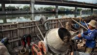 Kali Ancol Dibangun Tanggul untuk Antisipasi Banjir