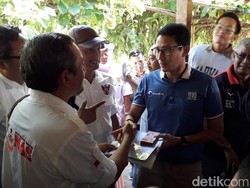 Sedang Sarapan Soto di Sleman, Sandi Dapat Sumbangan Duit Kampanye