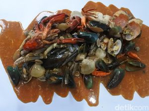 Puas Icip-icip Lobster hingga Berbagai Kerang Gurih Manis