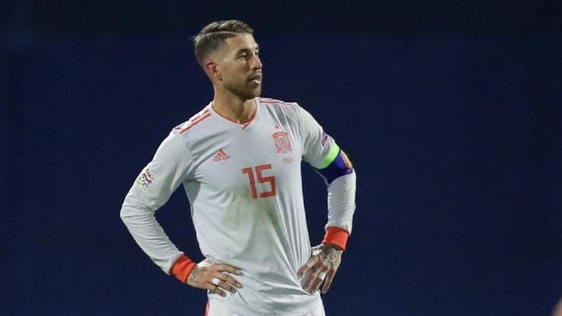 Sergio Ramos dan kawan-kawan kini harus menunggu hasil laga Kroasia vs Inggris untuk melihat peluang lolos ke babak berikut.