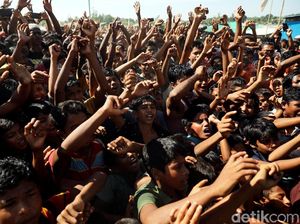 Nyaris 100 Warga Rohingya Diadili karena Coba Kabur dari Rakhine Nyaris 100 Warga Rohingya Diadili karena Coba Kabur dari Rakhine