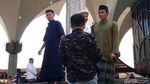 Berkopiah dan Berjubah, Skuat Garuda Jalani Salat Jumat di Bangkok