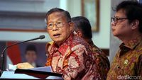 3 Menteri Luncurkan Paket Kebijakan Ekonomi Baru Jokowi