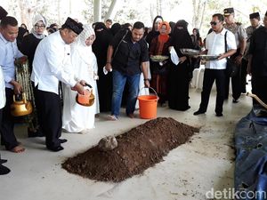 Pesan Wiranto ke Anak: Penampilanmu Jangan untuk Pamer Keislaman Pesan Wiranto ke Anak: Penampilanmu Jangan untuk Pamer Keislaman