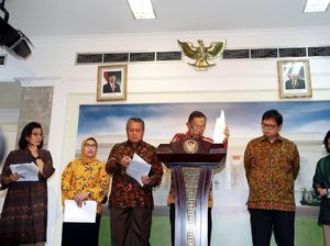 Jokowi Perbaharui Paket Kebijakan Ekonomi ke-16 Jokowi Perbaharui Paket Kebijakan Ekonomi ke-16