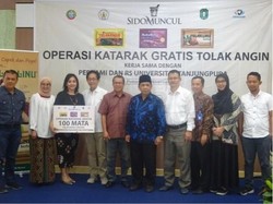 Komitmen Sido Muncul Bantu Pemerintah dengan Operasi Katarak Gratis