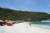 Pantai Atuh, Pantai Cantik Tersembunyi di Nusa Penida