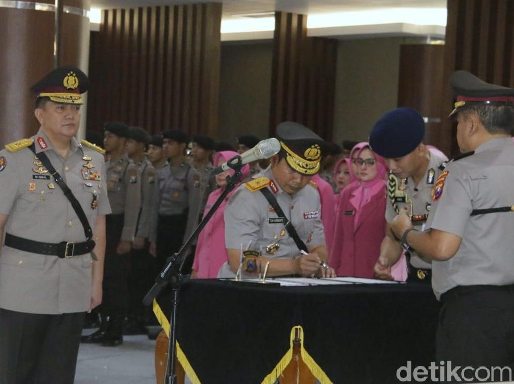 Ini Wakapolda Jatim yang Baru Pengganti M Iqbal Ini Wakapolda Jatim yang Baru Pengganti M Iqbal