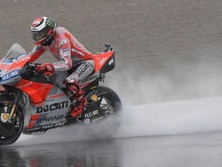 Lorenzo Masih Diganggu Rasa Sakit