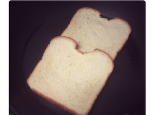 Meme: Tren Ponsel Berponi, Notch Kini Ada di Mana-mana