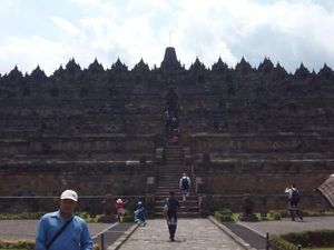 Pesona Borobudur yang Tak Pernah Pudar Pesona Borobudur yang Tak Pernah Pudar