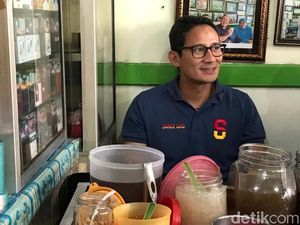 Sandiaga Cicipi Kupat Tahu Magelang Langganan SBY