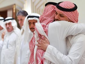 Foto: Ucapan Duka dan Pelukan untuk Putra Jamal Khashoggi