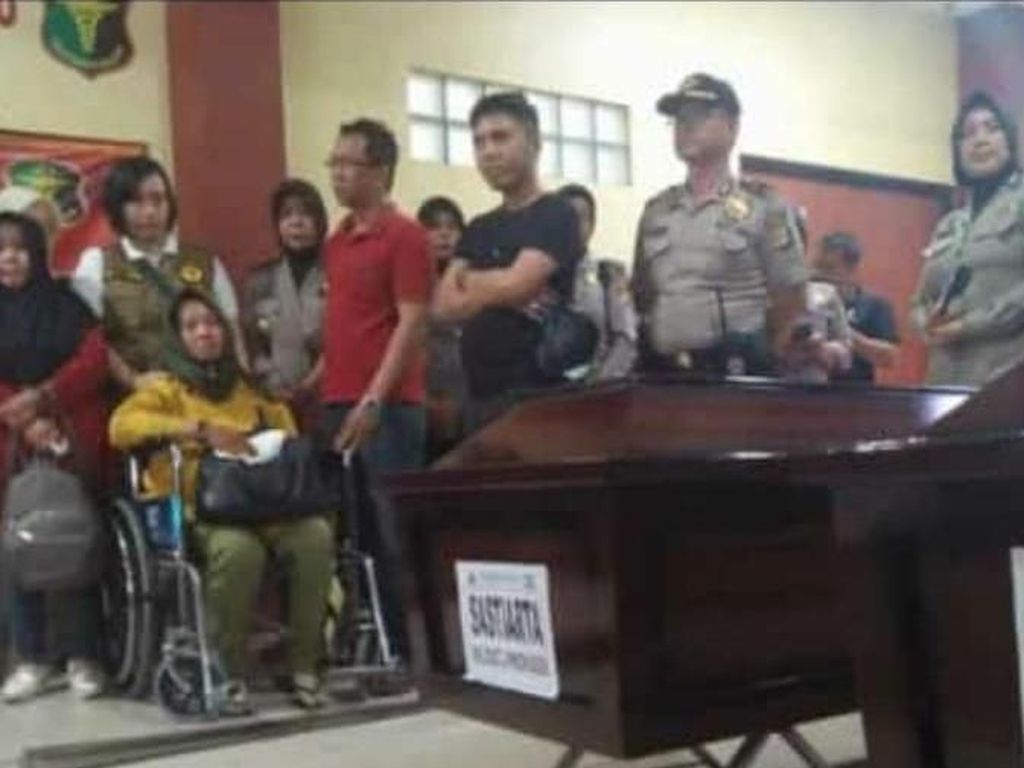 Jenazah Staf TU Kejati Babel Korban Lion Air PK-LQP Dibawa ke Kejagung Jenazah Staf TU Kejati Babel Korban Lion Air PK-LQP Dibawa ke Kejagung