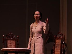 Marsha Timothy Sukses Tampilkan Warna Baru bagi Nyai Ontosoroh