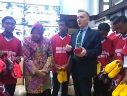 10 Pesepakbola Muda Surabaya Akan Berlatih di Liverpool