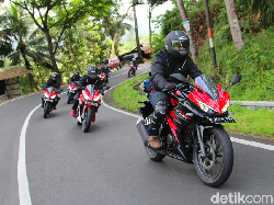 Finish! Rombongan Honda PCX dan CBR150R Sampai di Honda Bikers Day