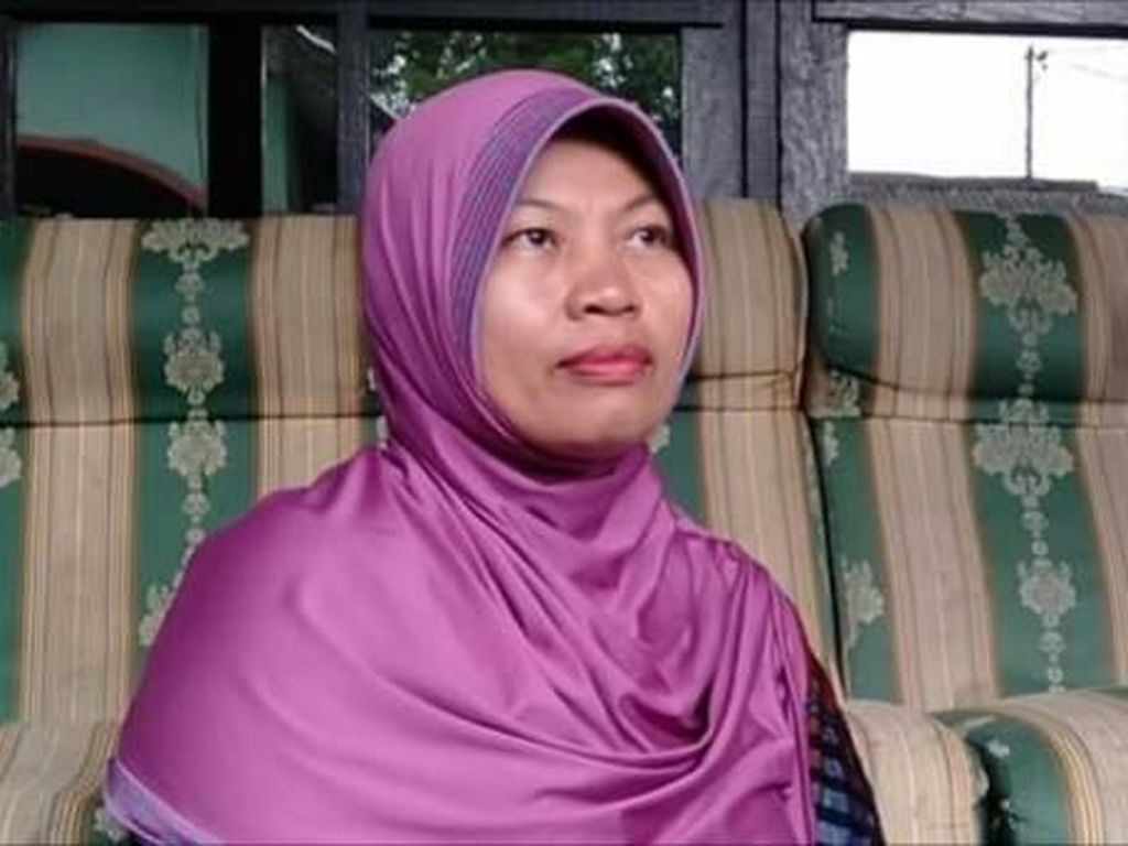Tak Cukup Bukti, Laporan Baiq Nuril soal Dugaan Cabul Eks Kepsek Disetop Tak Cukup Bukti, Laporan Baiq Nuril soal Dugaan Cabul Eks Kepsek Disetop