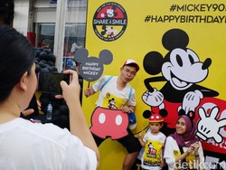 Mickey Mouse Kini Berusia 90 Tahun, Apa Saja Keseruan Perayaannya?