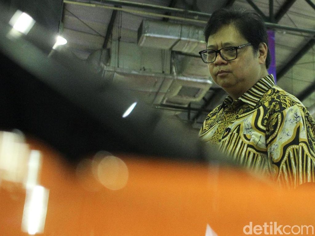 Aturan Baru Pajak Barang Mewah Ditargetkan Terbit Semester I-2019 Aturan Baru Pajak Barang Mewah Ditargetkan Terbit Semester I-2019