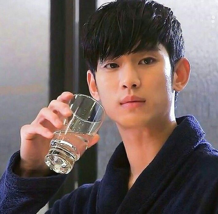 7 Fakta Mengejutkan Kim Soo Hyun, 'Suami Baru' Rossa yang Trending Hari Ini